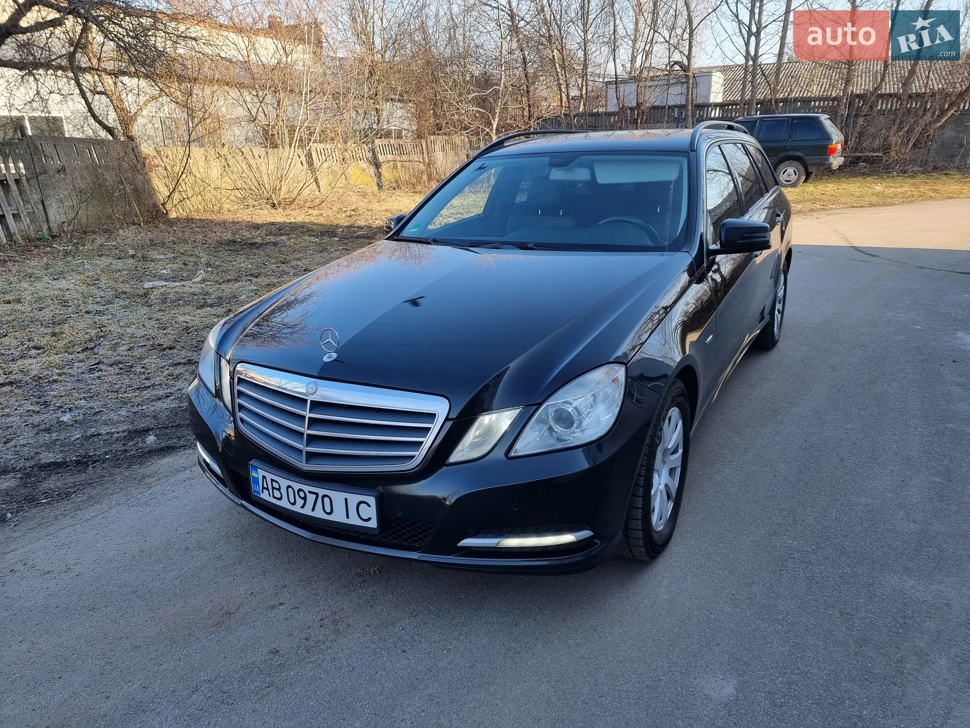 Mercedes-Benz E-Class, 2011