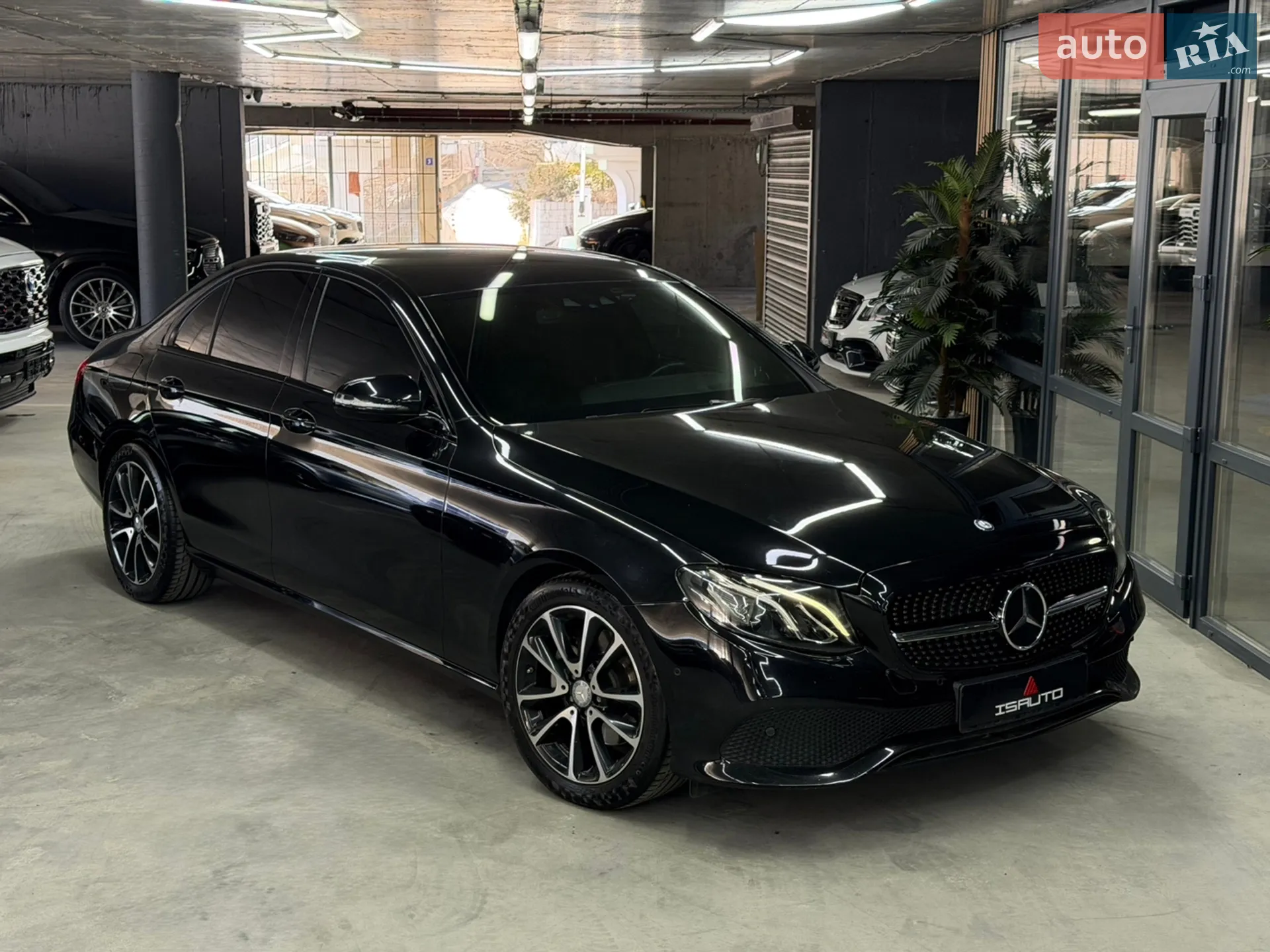 Mercedes-Benz E-Class, 2016