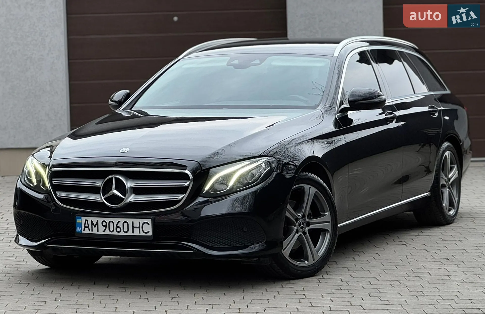 Mercedes-Benz E-Class, 2017