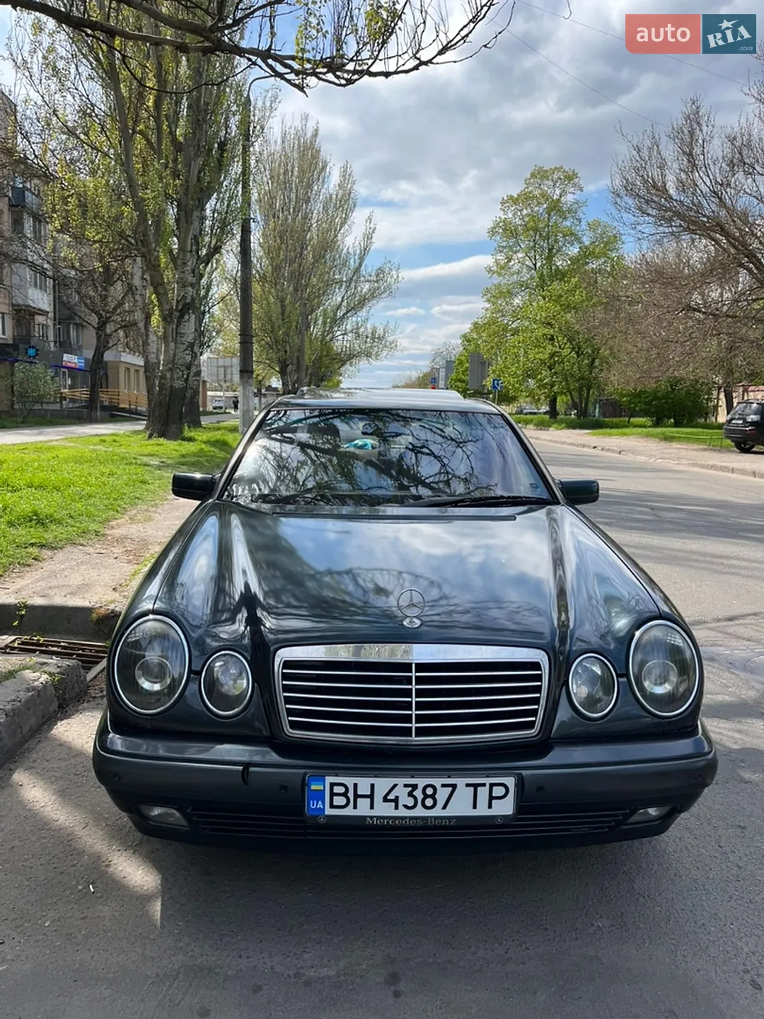 Mercedes-Benz E-Class, 1996