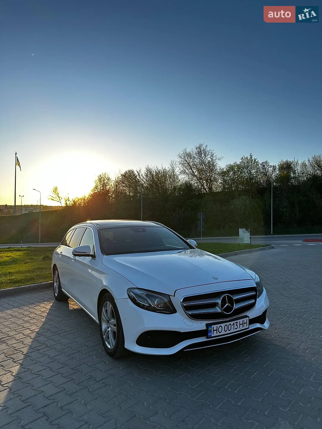 Mercedes-Benz E-Class, 2016