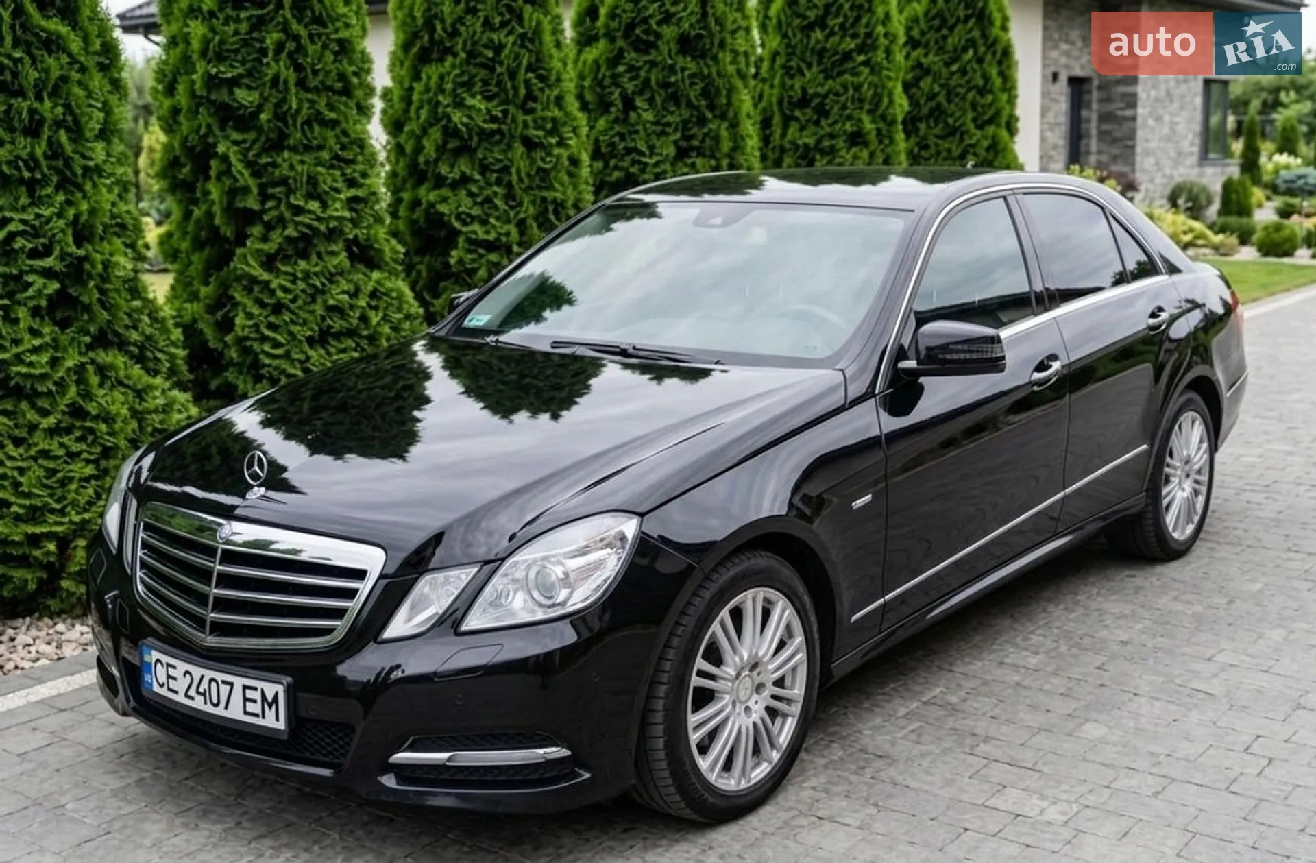 Mercedes-Benz E-Class, 2012