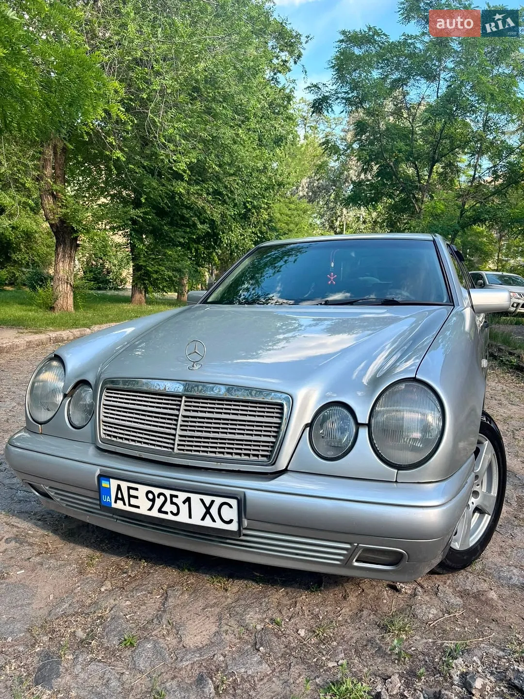 Mercedes-Benz E-Class, 1998