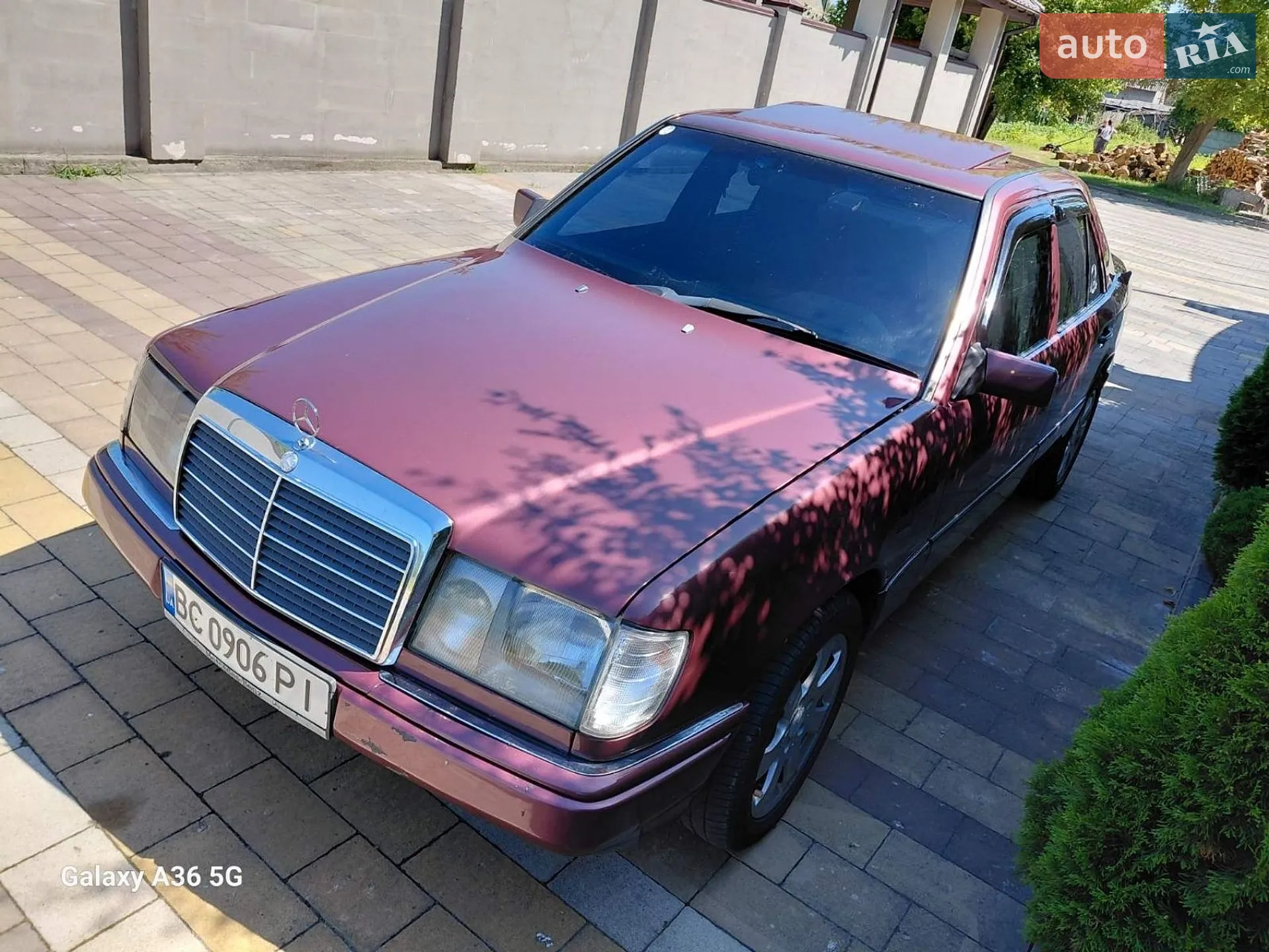 Mercedes-Benz E-Class, 1993