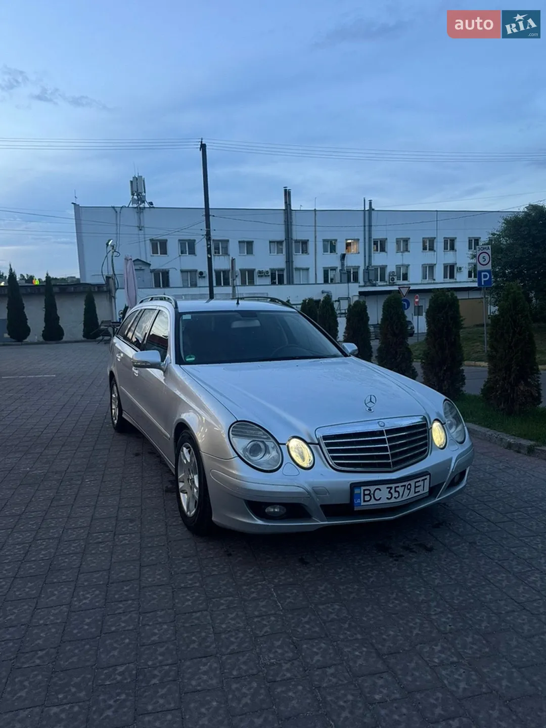 Mercedes-Benz E-Class, 2008