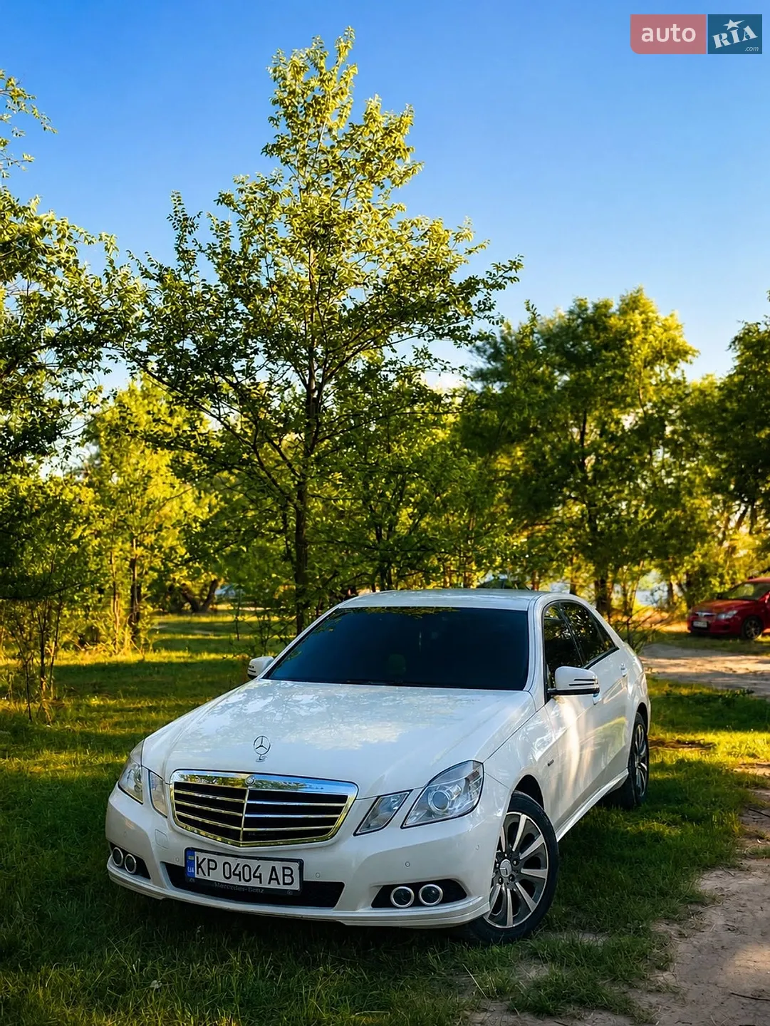 Mercedes-Benz E-Class, 2010