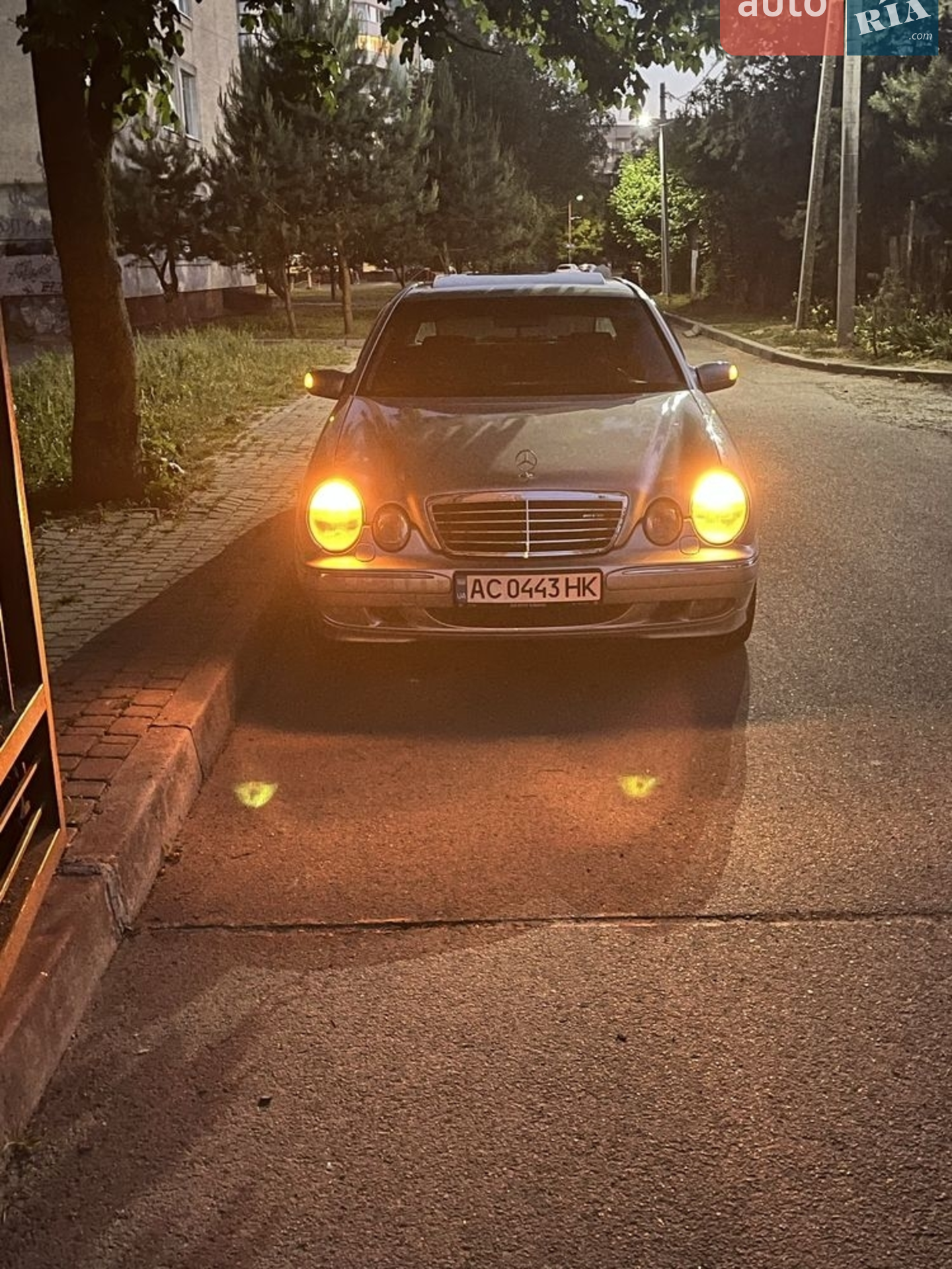 Mercedes-Benz E-Class, 2001