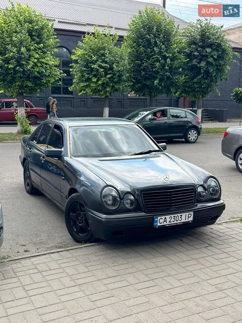 Mercedes-Benz E-Class, 1995