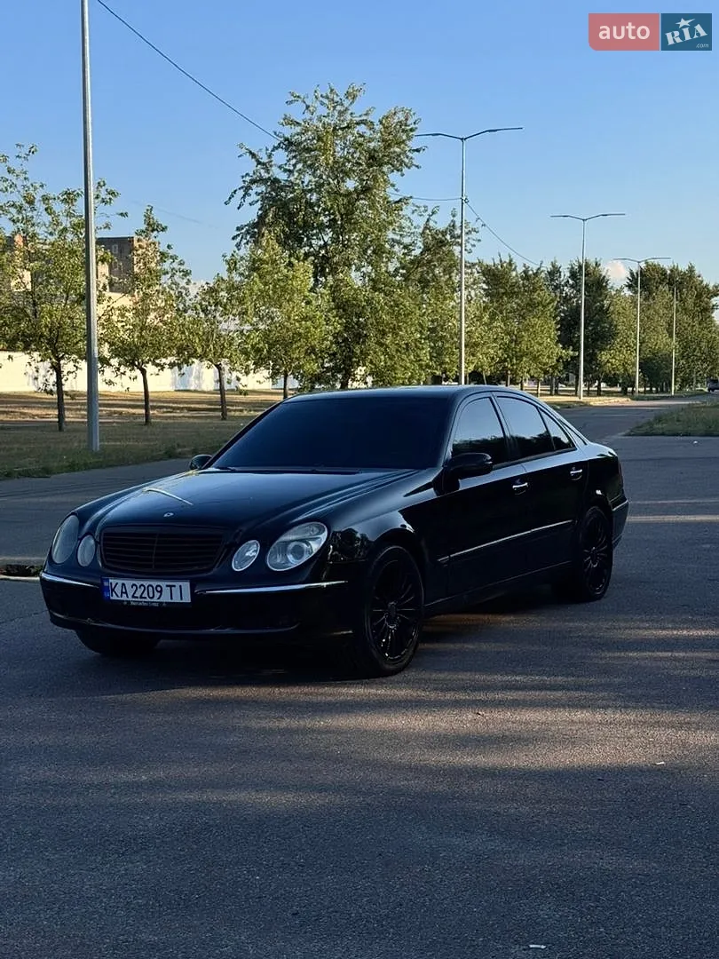 Mercedes-Benz E-Class, 2002
