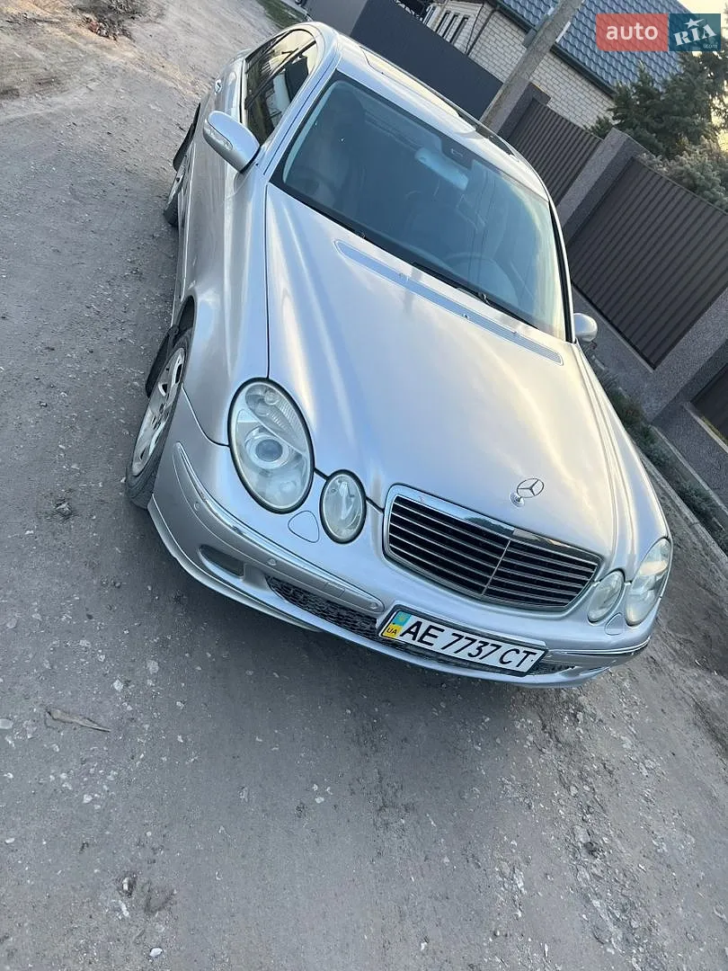 Mercedes-Benz E-Class, 2003
