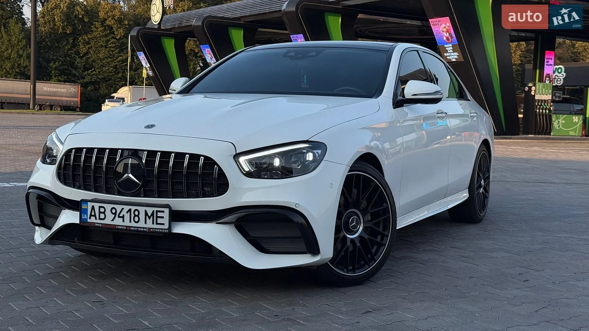 Mercedes-Benz E-Class, 2018
