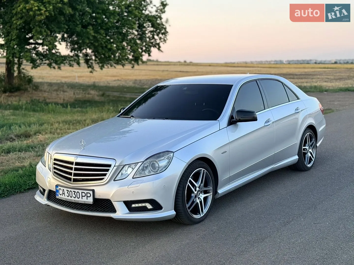 Mercedes-Benz E-Class, 2011