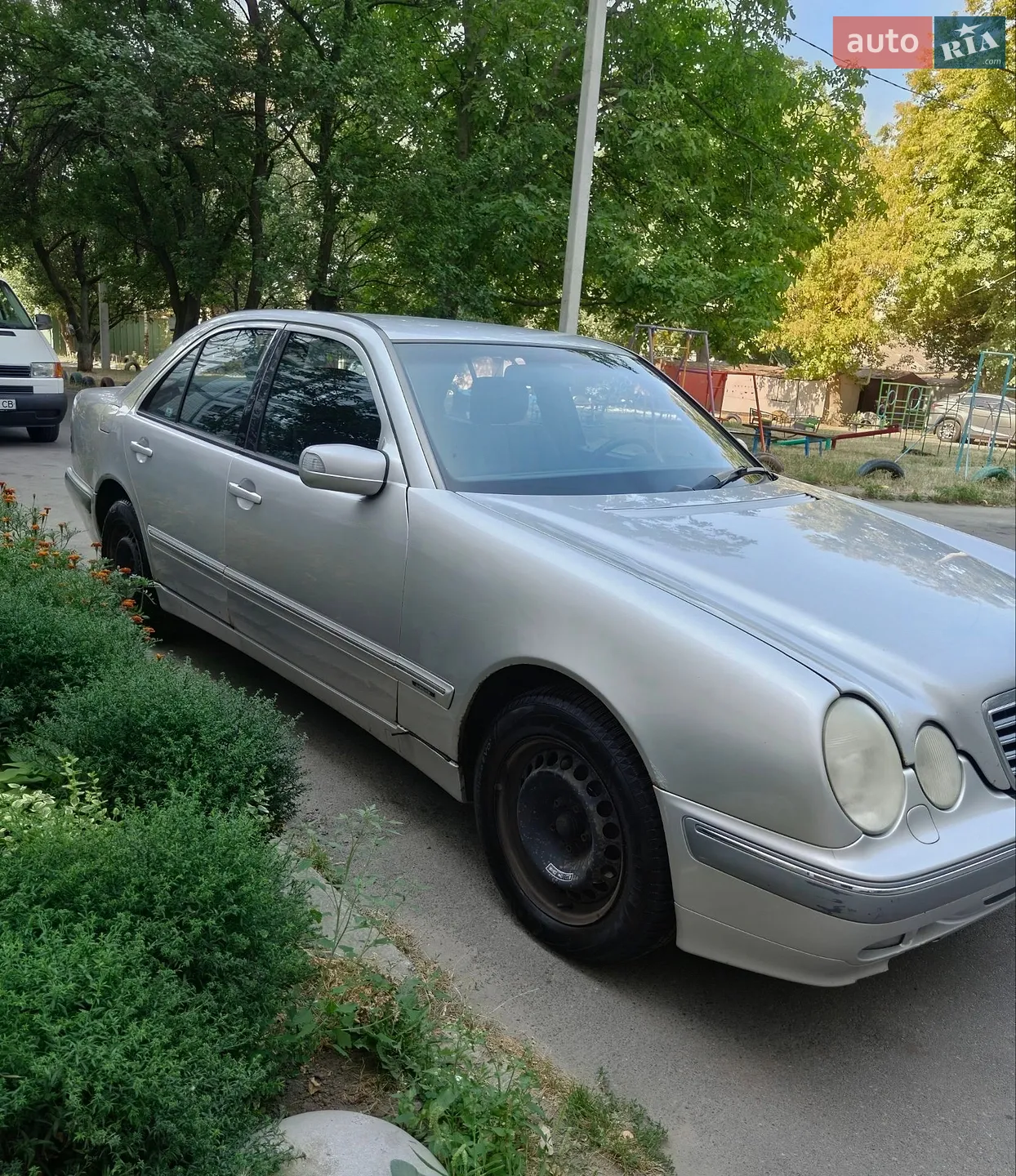 Mercedes-Benz E-Class, 2001