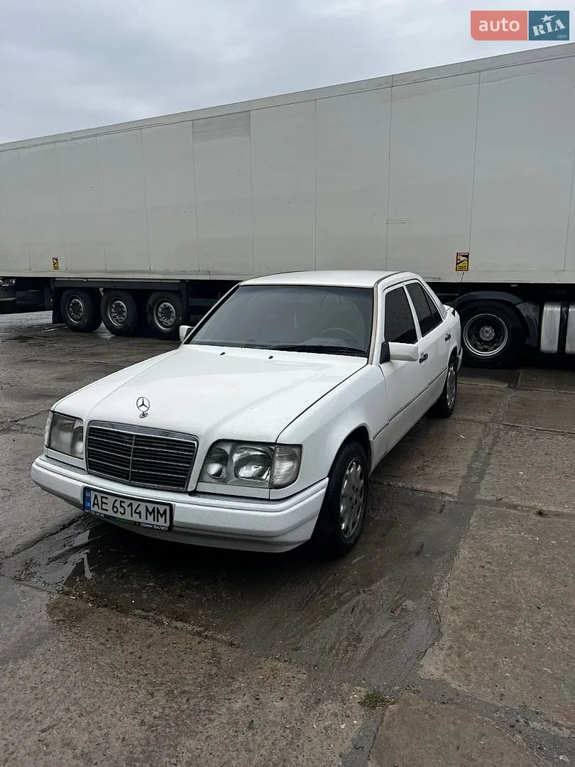 Mercedes-Benz E-Class, 1994