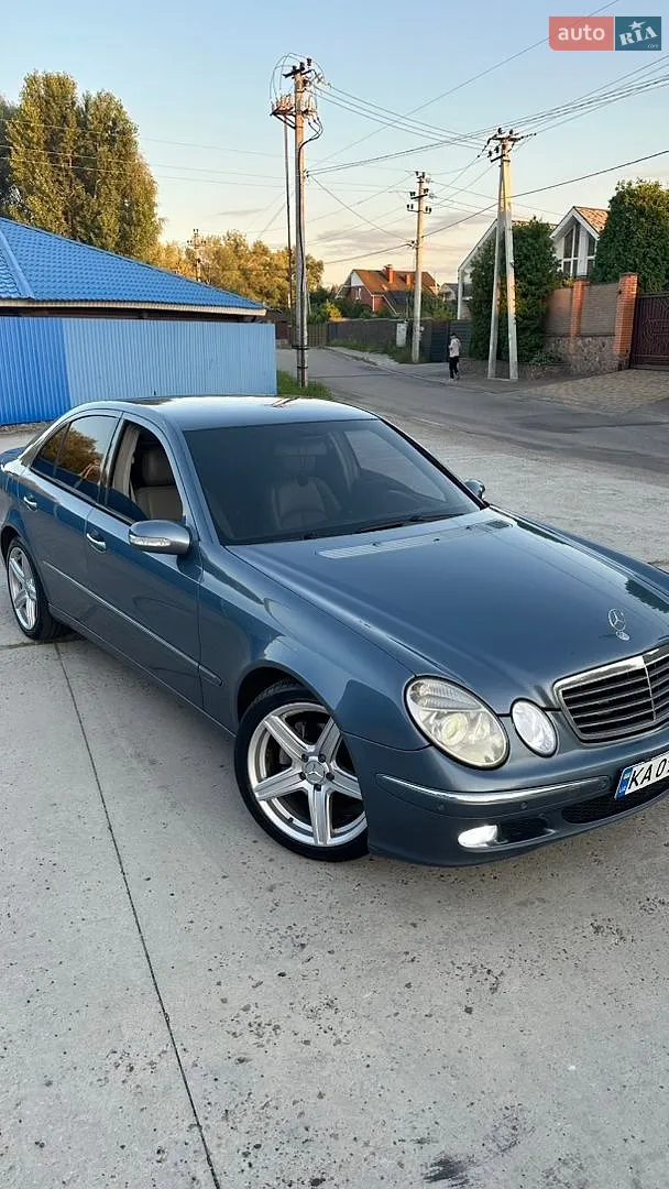 Mercedes-Benz E-Class 2006 — 1