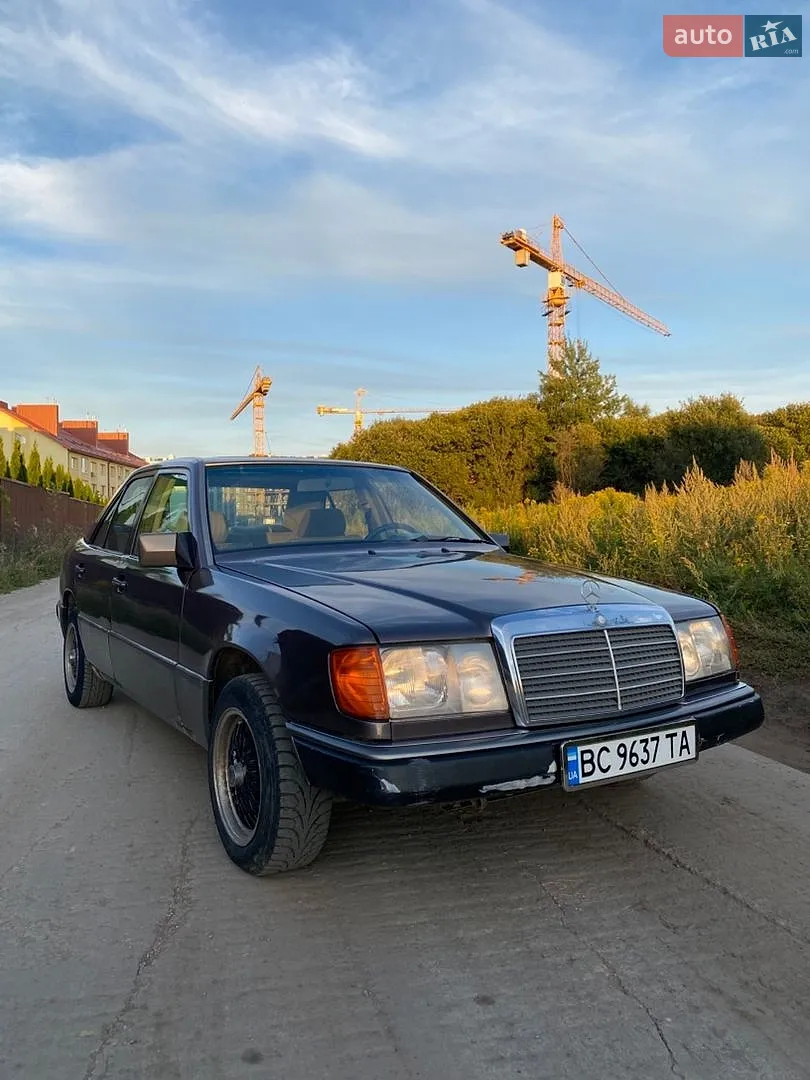 Mercedes-Benz E-Class 1990 — 1