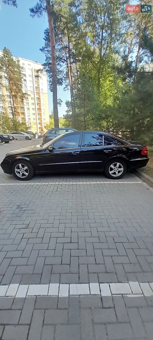 Mercedes-Benz E-Class, 2004