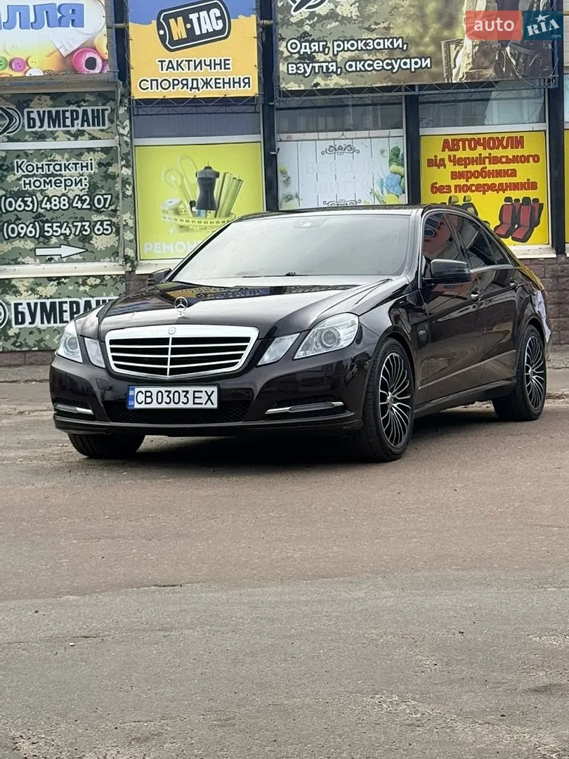 Mercedes-Benz E-Class 2010 — 1