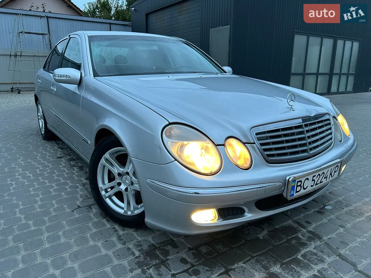 Mercedes-Benz E-Class, 2002