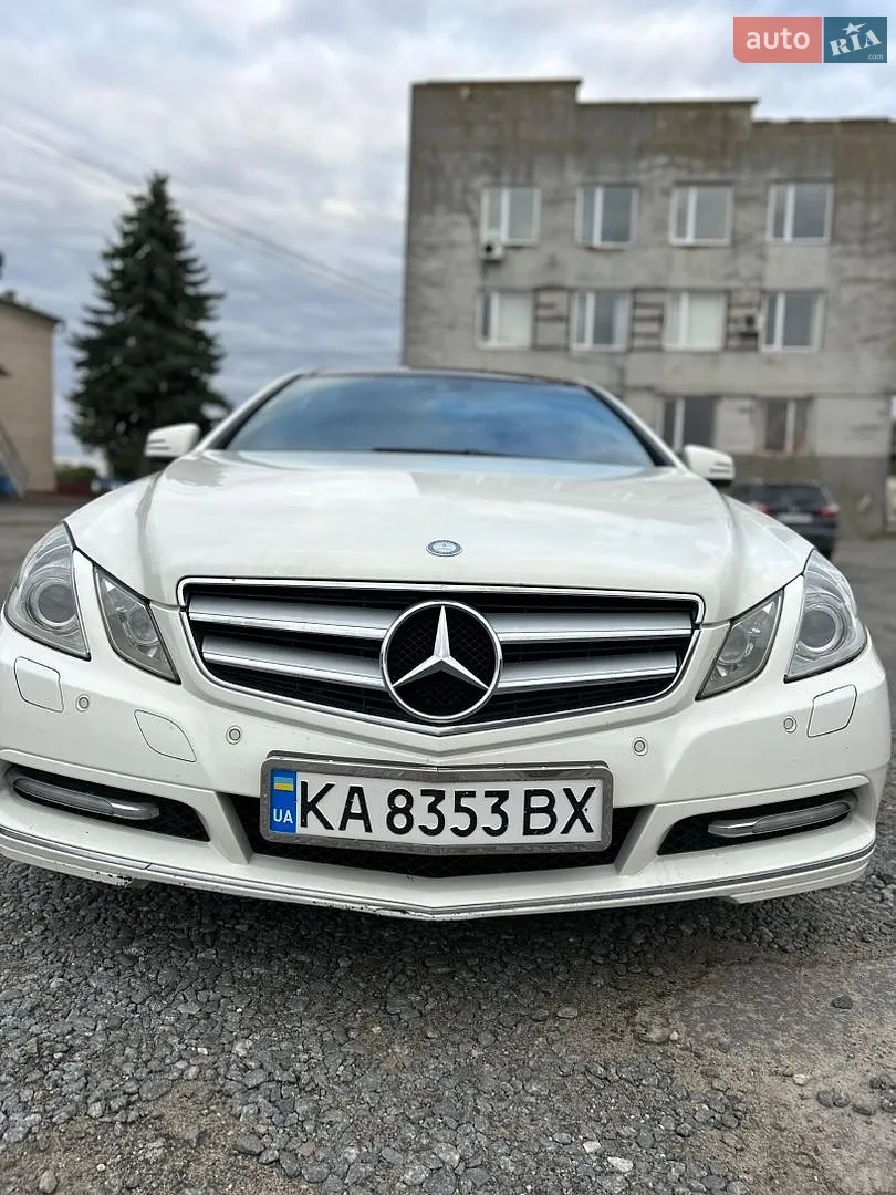 Mercedes-Benz E-Class, 2011