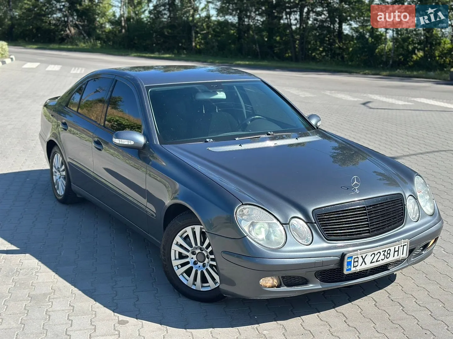 Mercedes-Benz E-Class, 2005