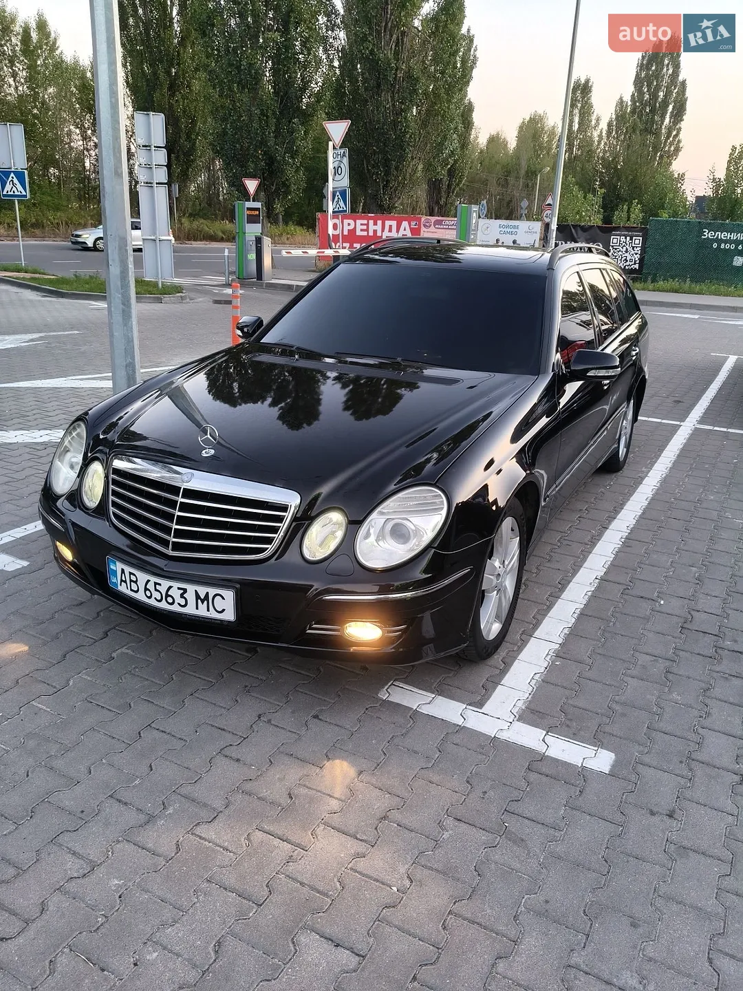 Mercedes-Benz E-Class, 2005