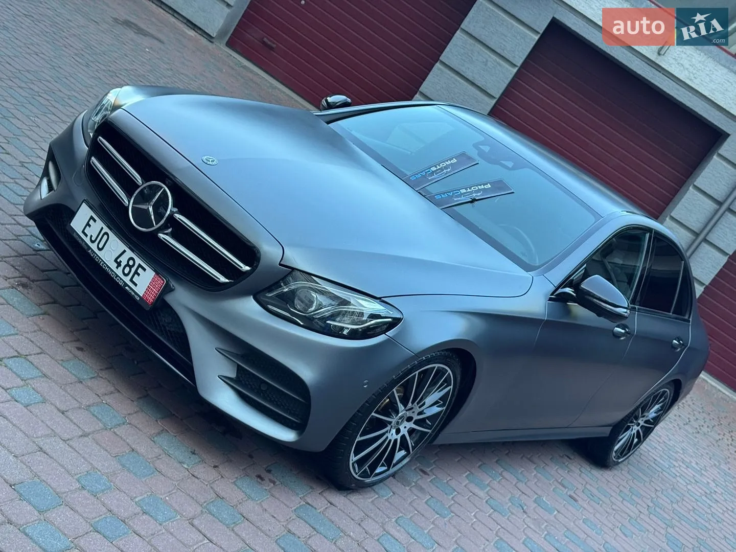 Mercedes-Benz E-Class, 2017