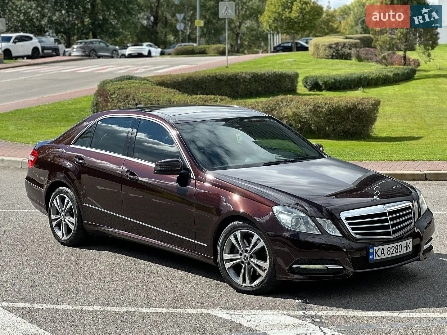 Mercedes-Benz E-Class, 2010