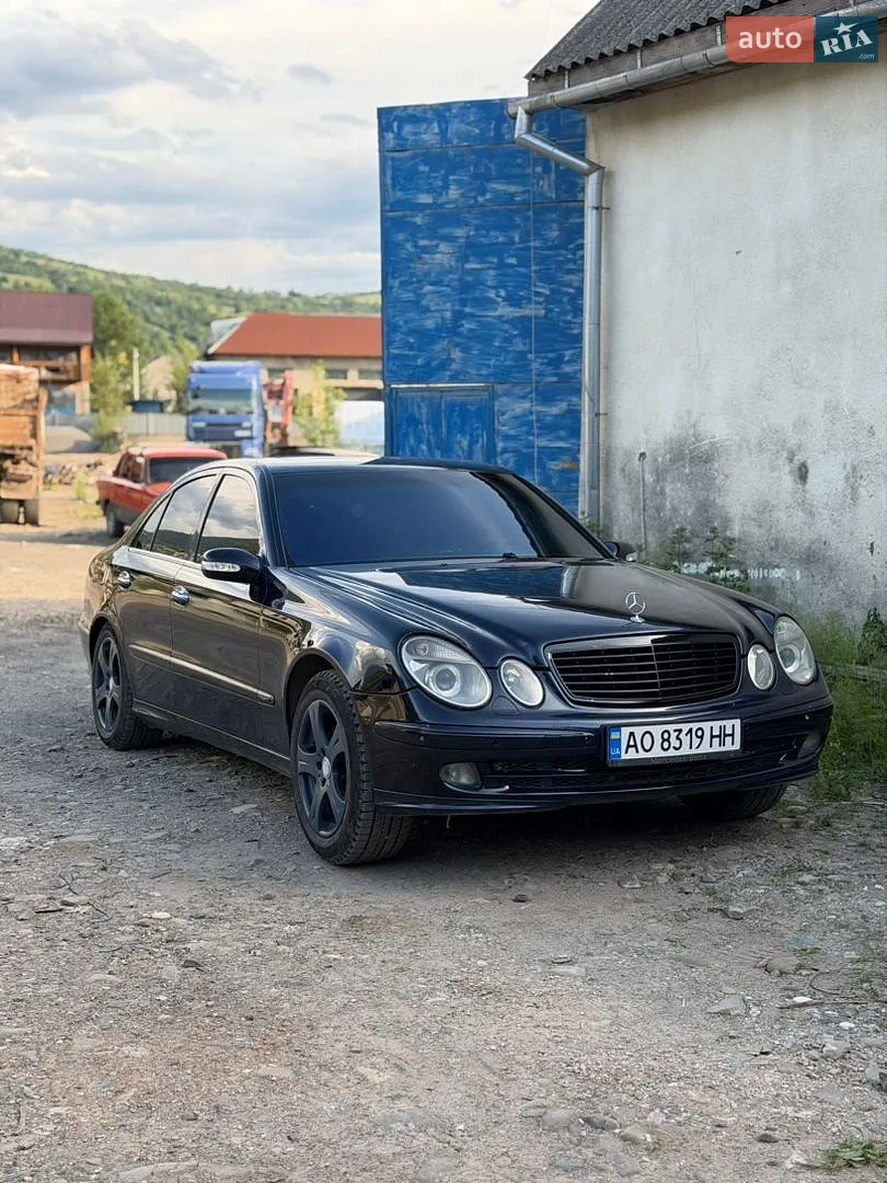 Mercedes-Benz E-Class, 2004