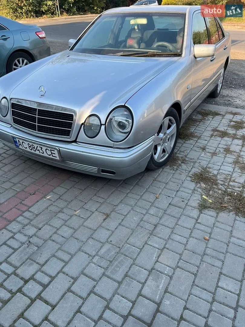 Mercedes-Benz E-Class, 1997
