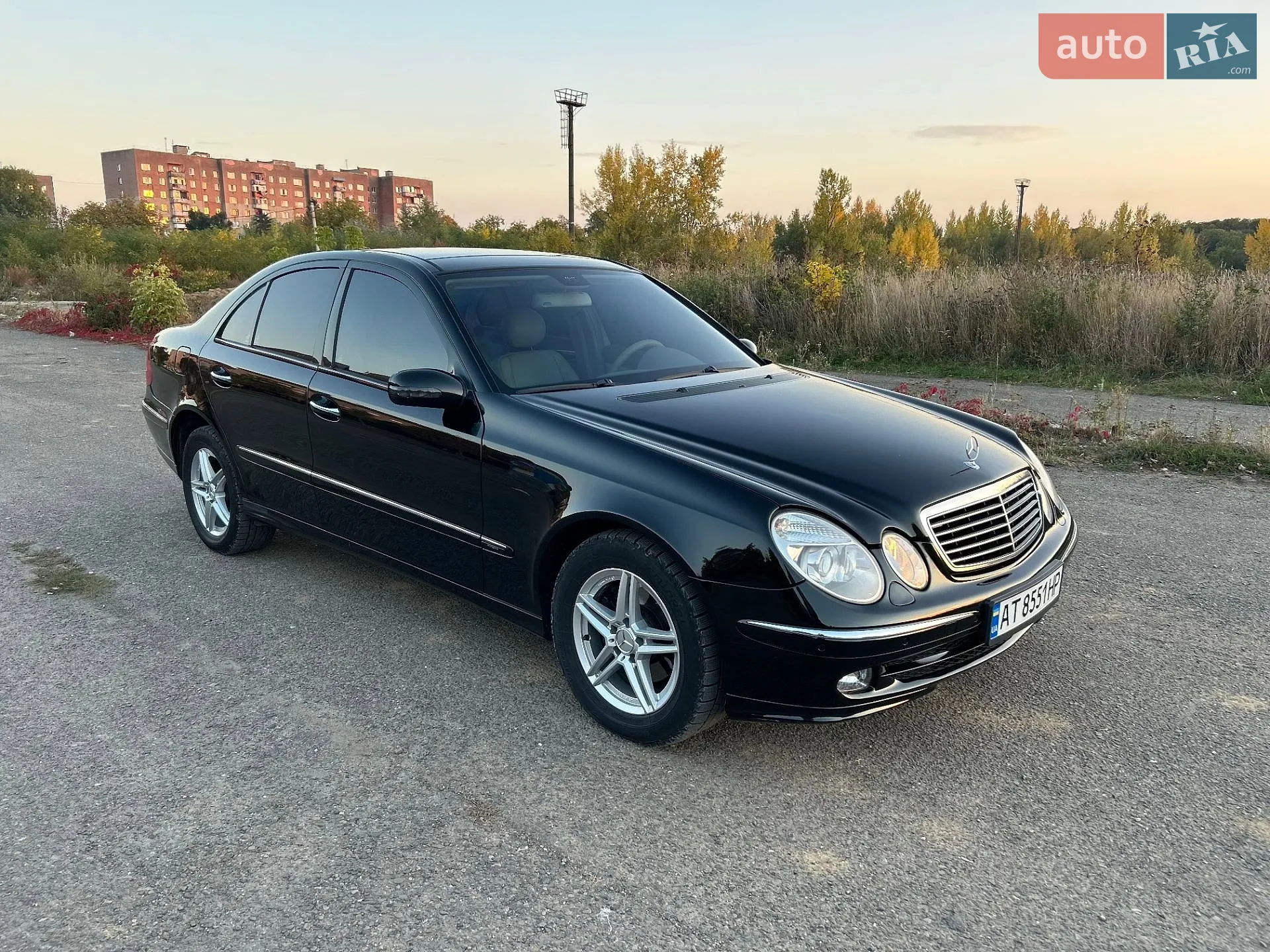 Mercedes-Benz E-Class 2004 — 1