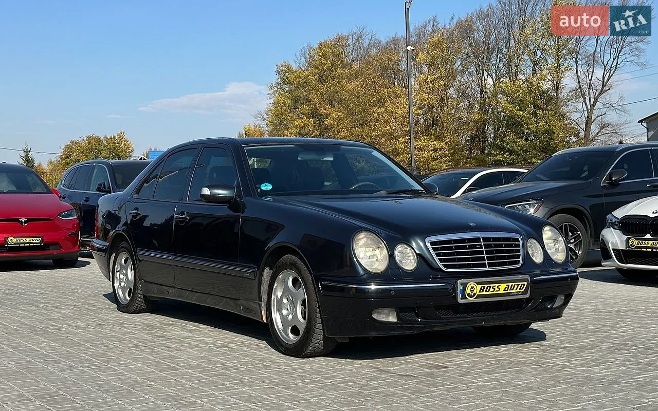 Mercedes-Benz E-Class 2001 — 1