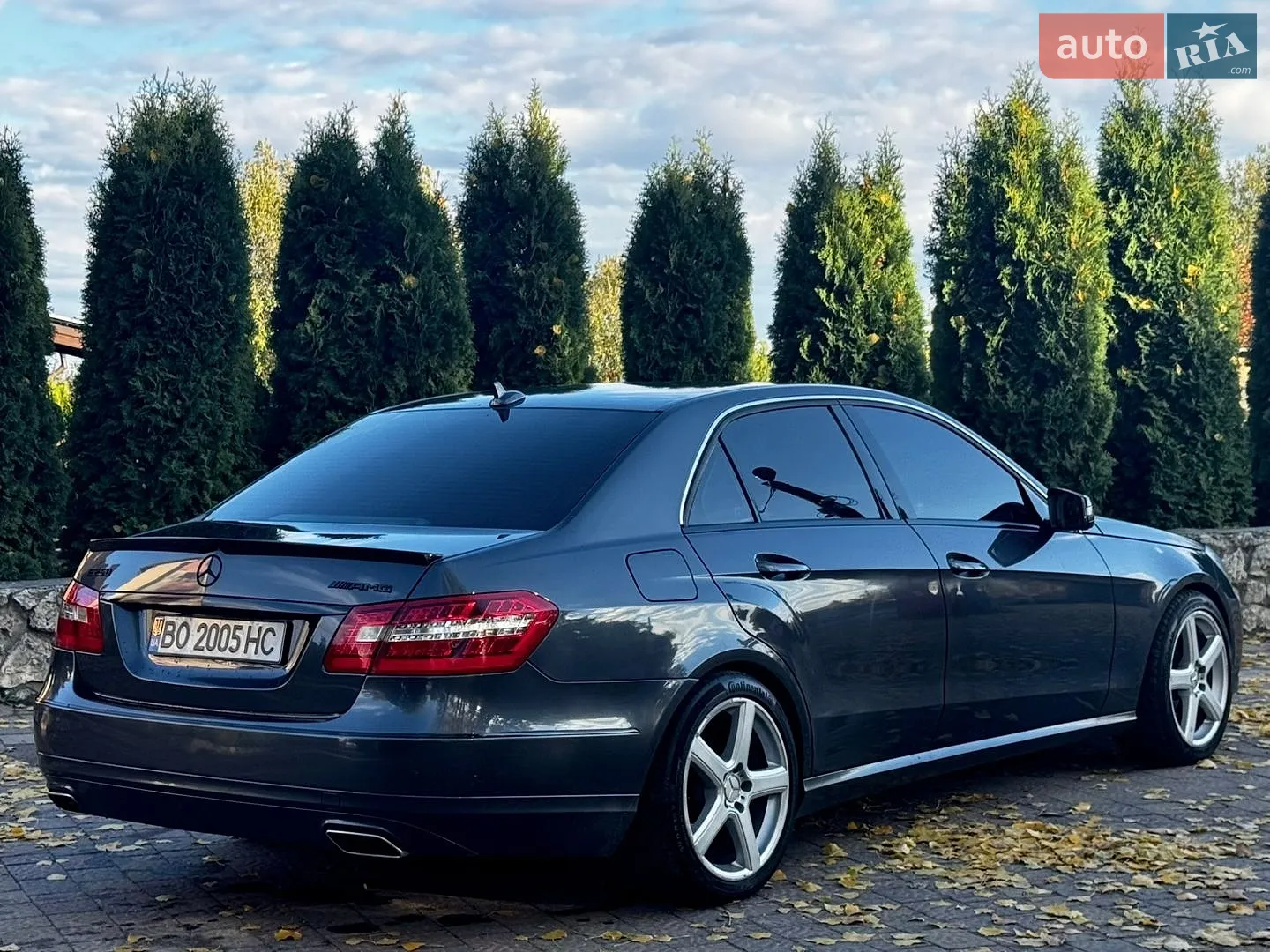 Mercedes-Benz E-Class, 2011