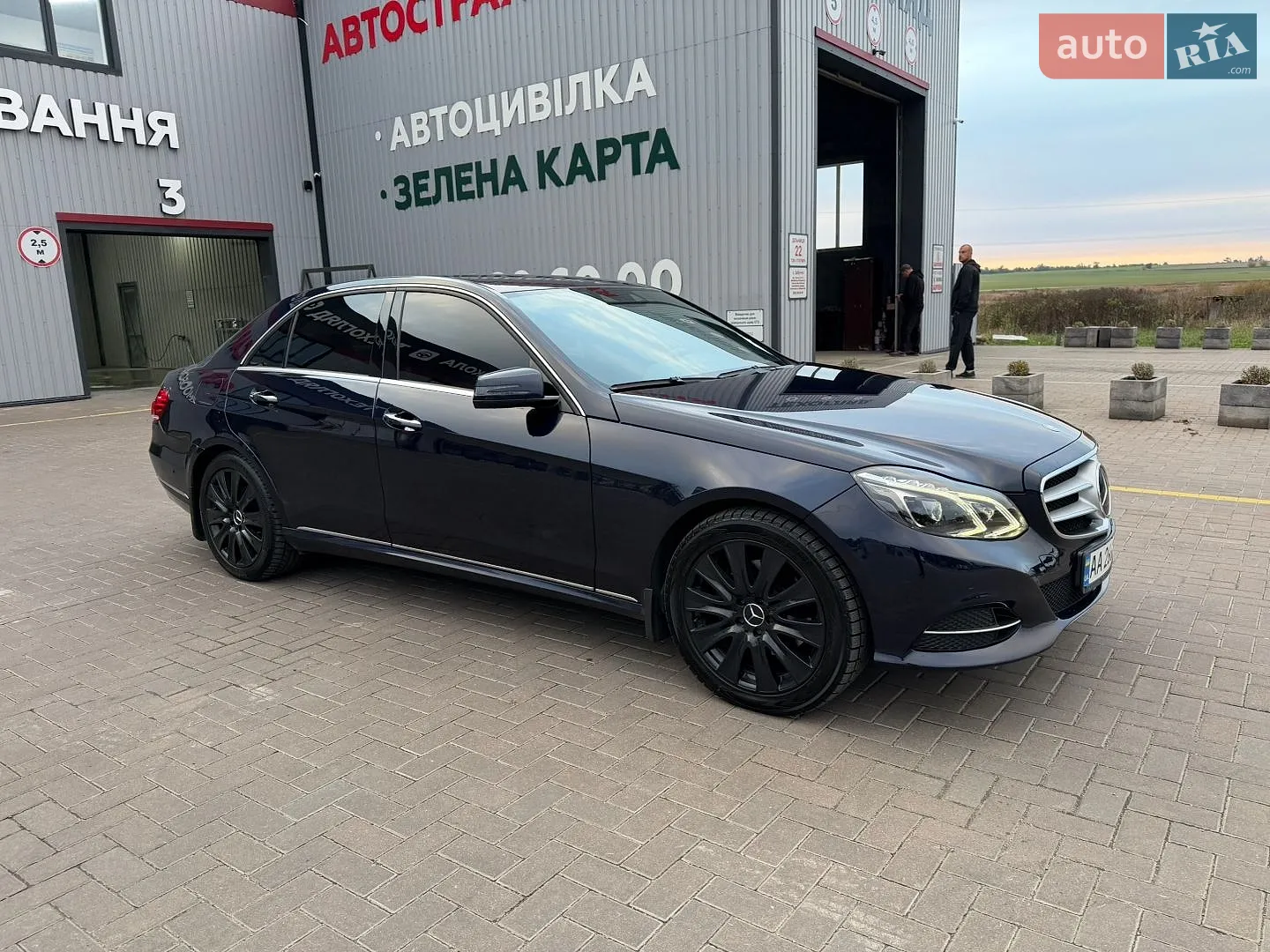 Mercedes-Benz E-Class, 2013