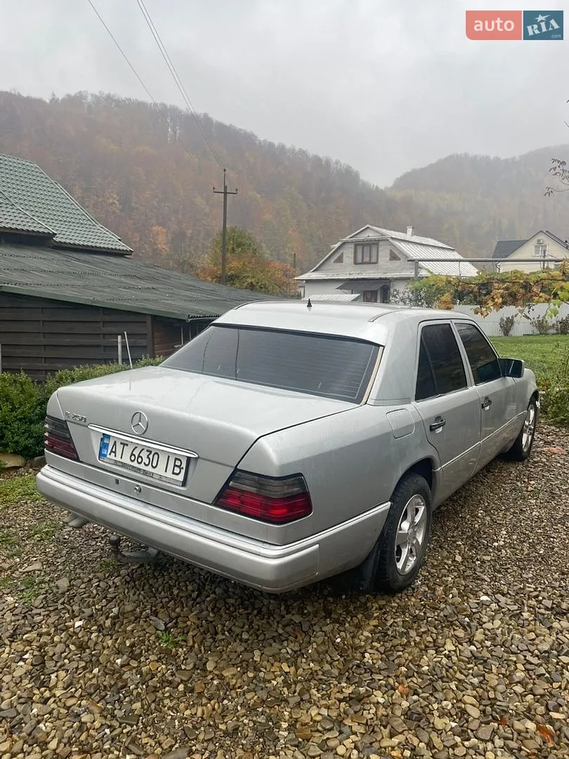 Mercedes-Benz E-Class, 1995