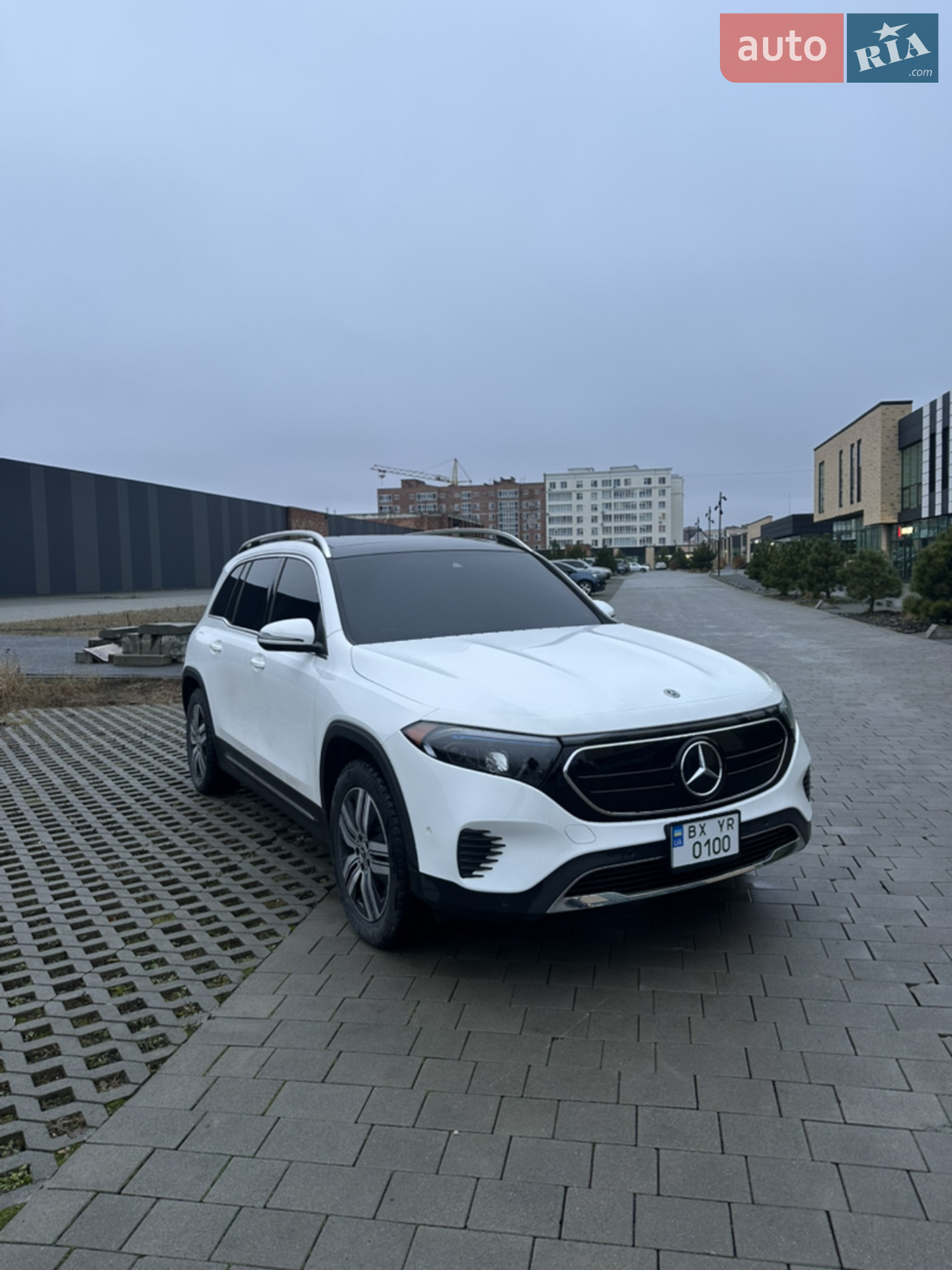Mercedes-Benz EQB, 2023