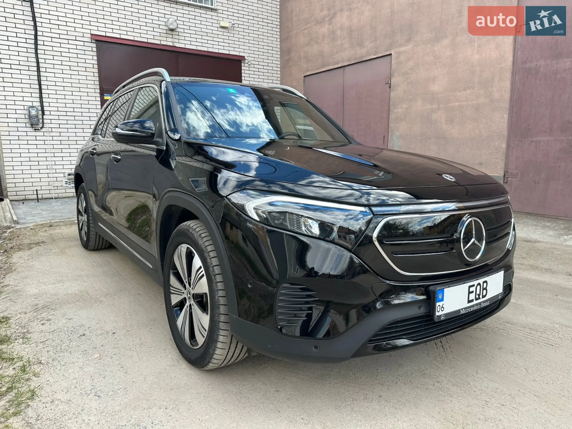 Mercedes-Benz EQB, 2023