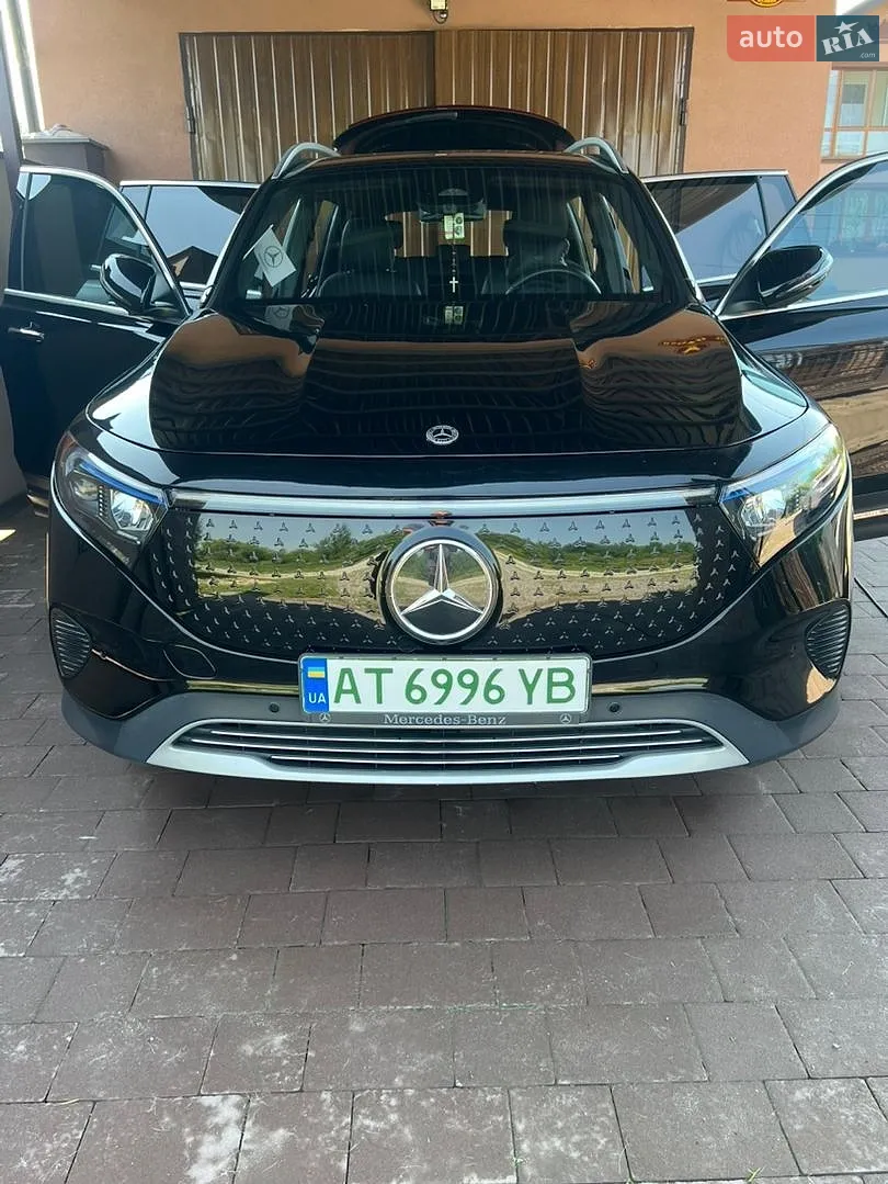 Mercedes-Benz EQB, 2024