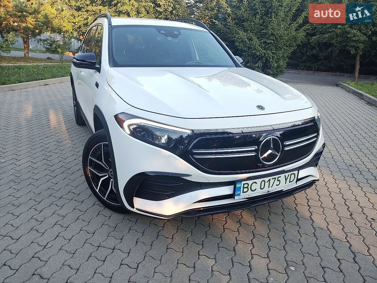 Mercedes-Benz EQB, 2022