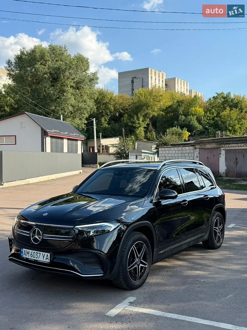 Mercedes-Benz EQB, 2023