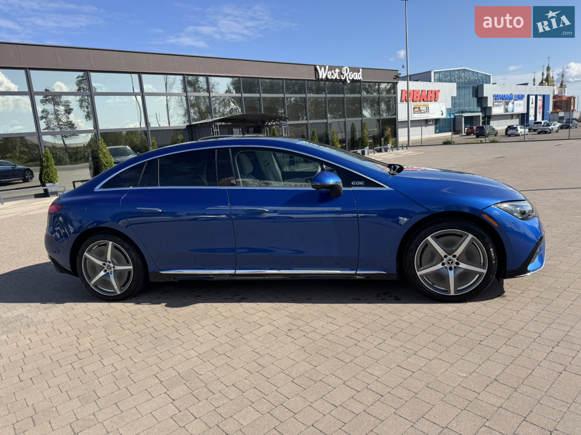 Mercedes-Benz EQE, 2022