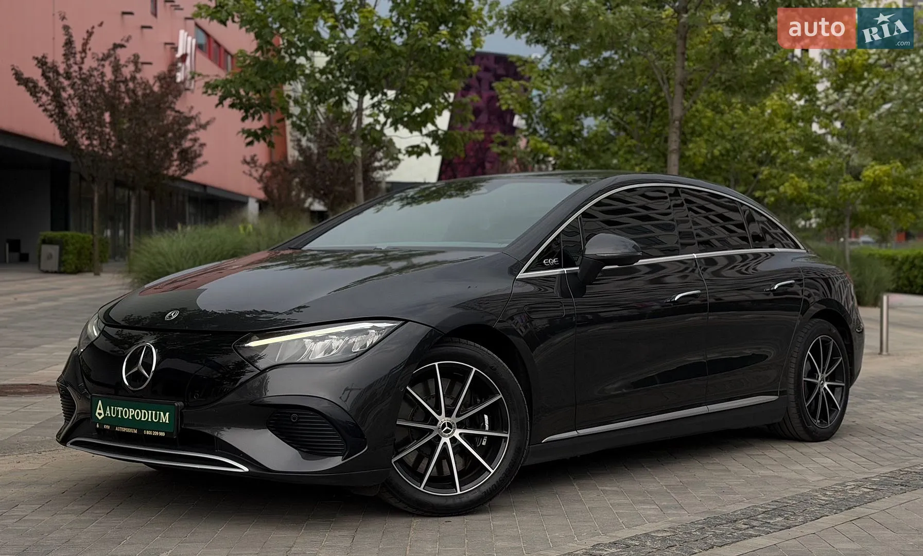 Mercedes-Benz EQE, 2023