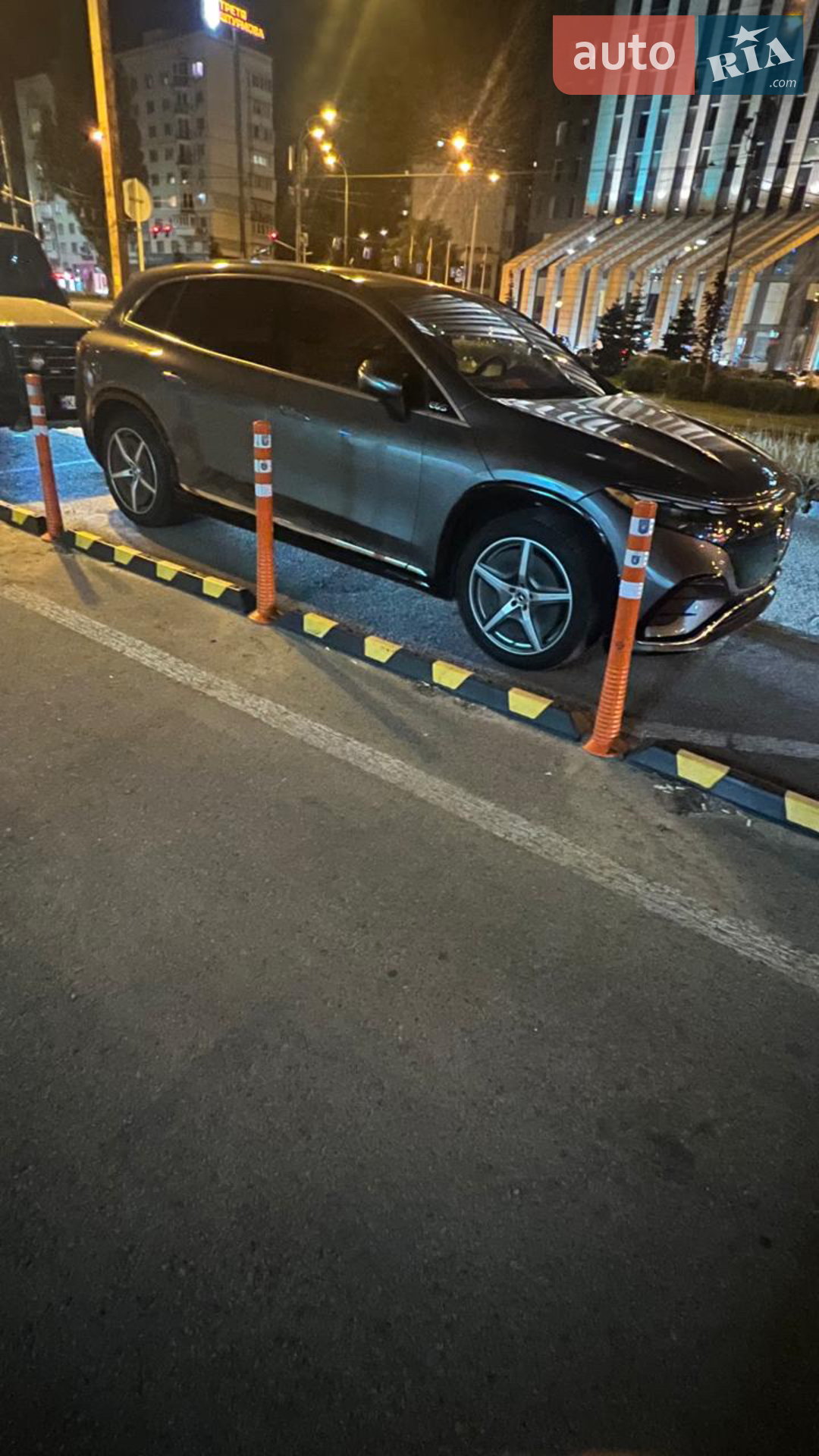 Mercedes-Benz EQS SUV, 2023