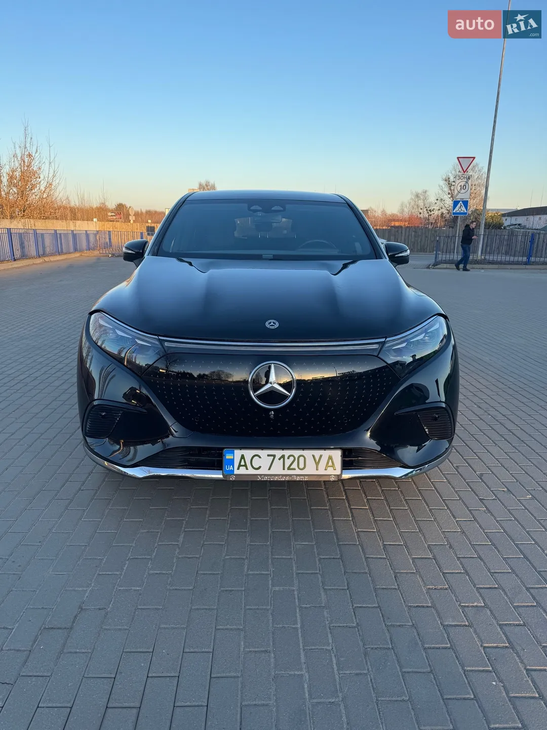 Mercedes-Benz EQS SUV, 2023