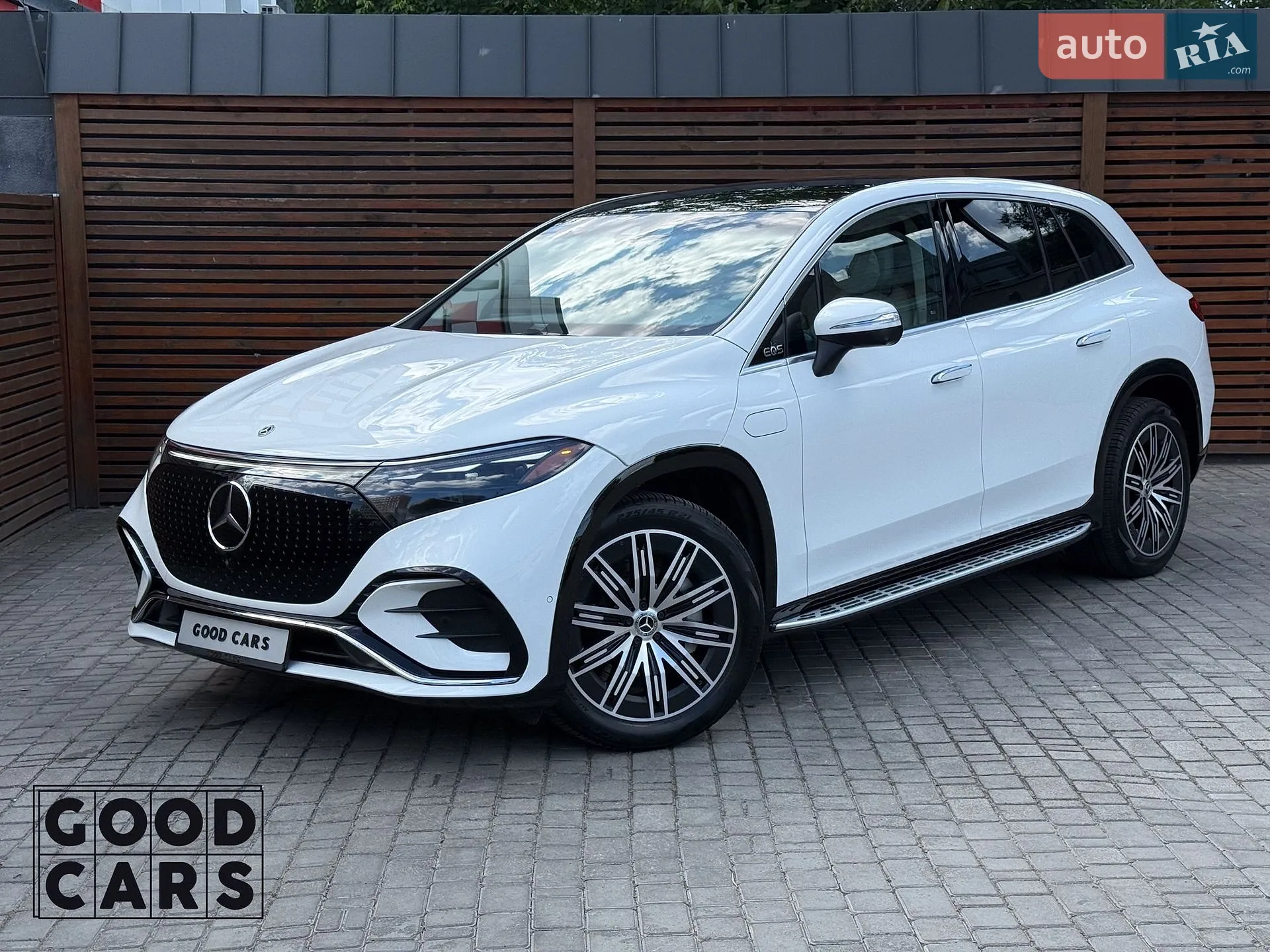 Mercedes-Benz EQS SUV, 2024