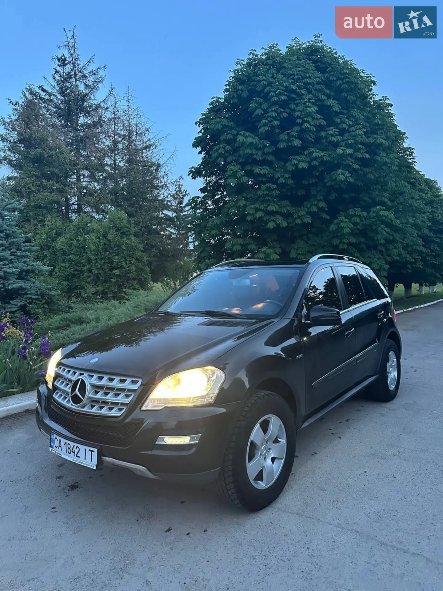 Mercedes-Benz M-Class, 2011