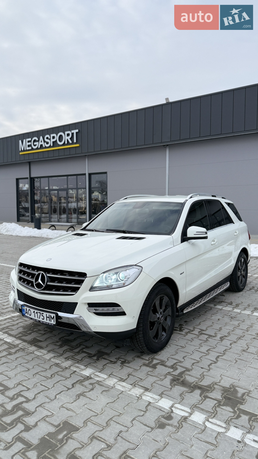 Mercedes-Benz M-Class, 2012