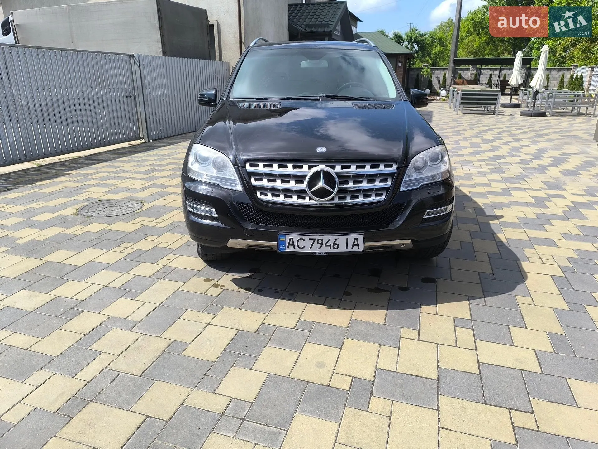 Mercedes-Benz M-Class, 2011