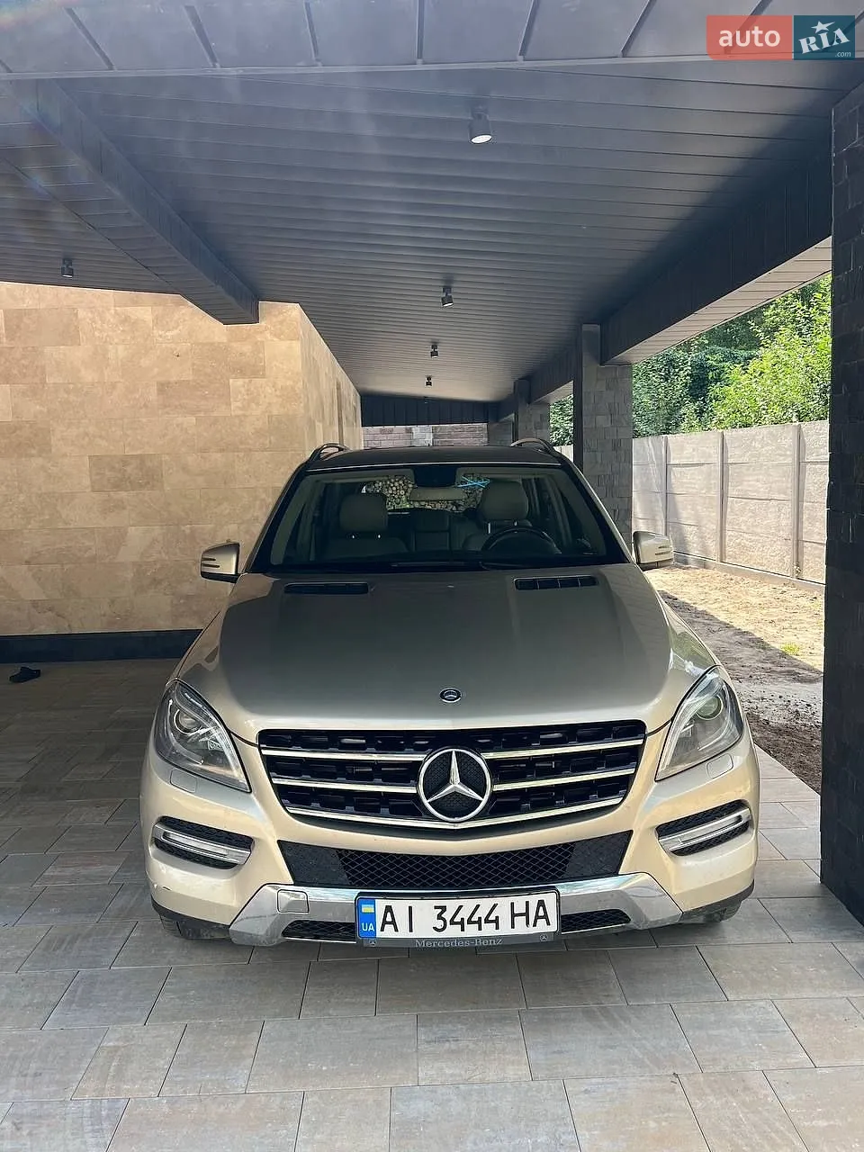 Mercedes-Benz M-Class, 2012