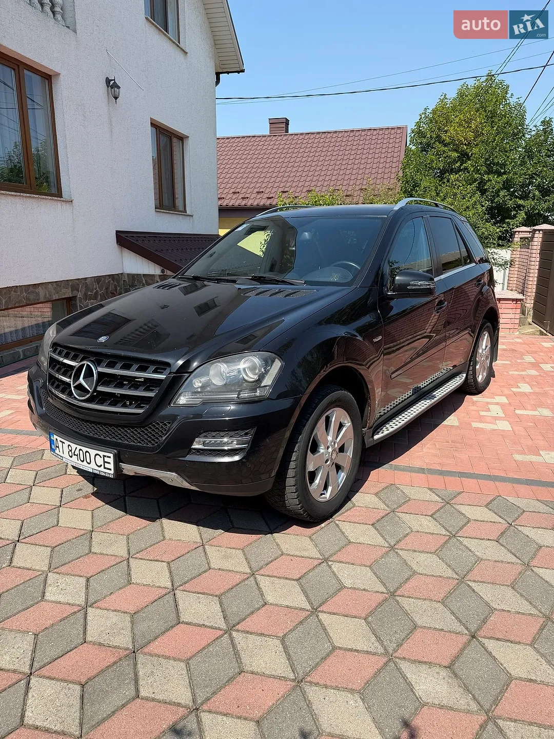 Mercedes-Benz M-Class, 2010